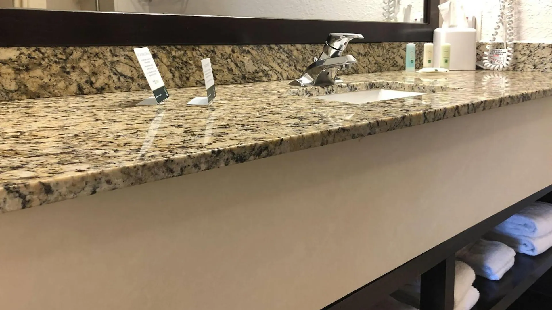 Quality Inn & Suites Denver International Airport Hotel