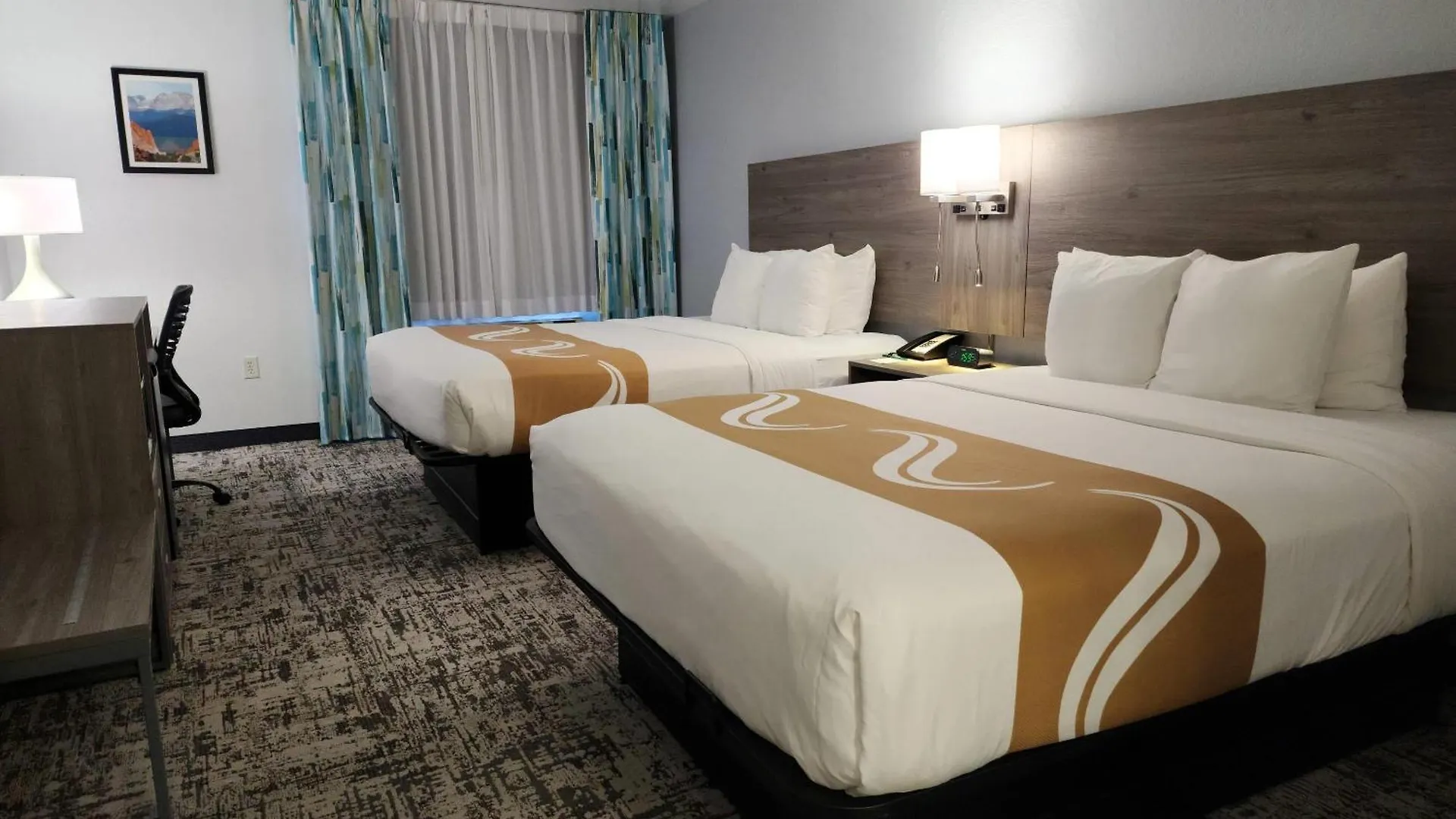 Hotel Quality Inn & Suites Denver International Airport