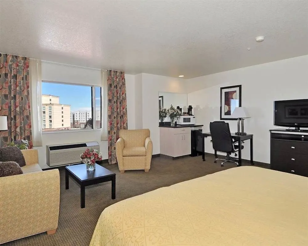 Quality Inn & Suites Denver International Airport 3*,  United States